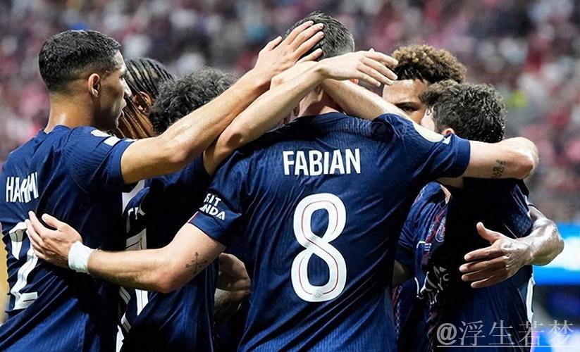 巴黎进球机器！连场高效破门豪取15球 力压群星成今年足坛第一人